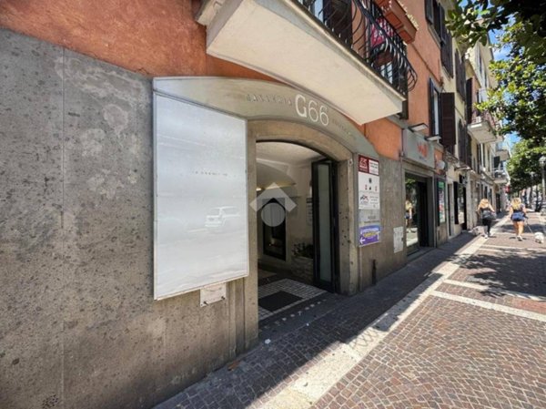 negozio in affitto ad Albano Laziale