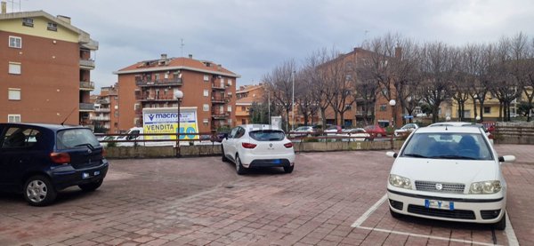 box auto in affitto ad Albano Laziale in zona Pavona