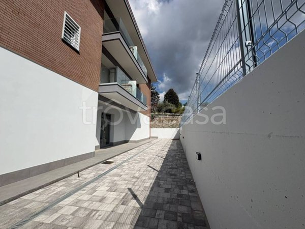 appartamento in affitto ad Albano Laziale in zona Cecchina