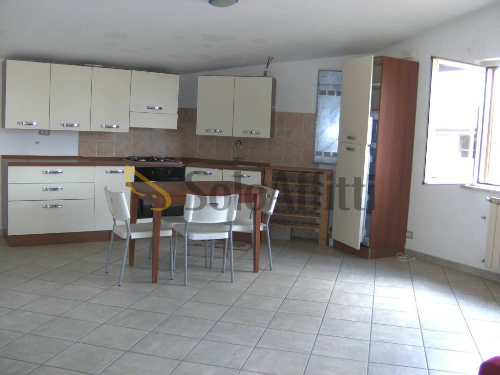 appartamento in affitto ad Anguillara Sabazia