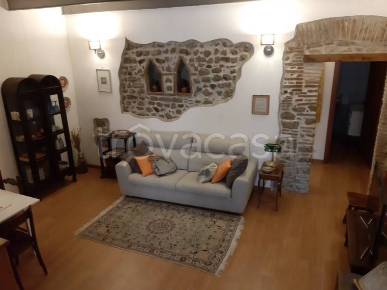 appartamento in affitto ad Anguillara Sabazia