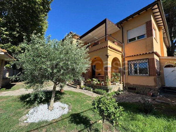 appartamento in affitto ad Anguillara Sabazia