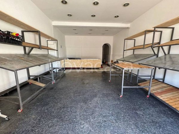 negozio in affitto ad Anguillara Sabazia