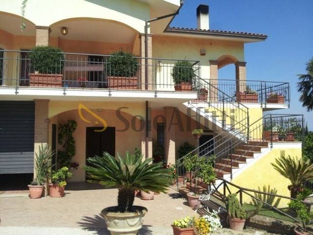 appartamento in affitto ad Anguillara Sabazia