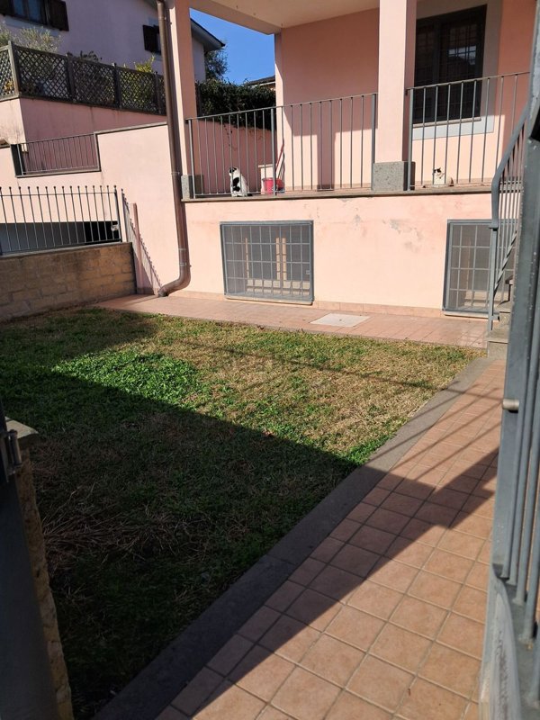 casa indipendente in affitto ad Anguillara Sabazia