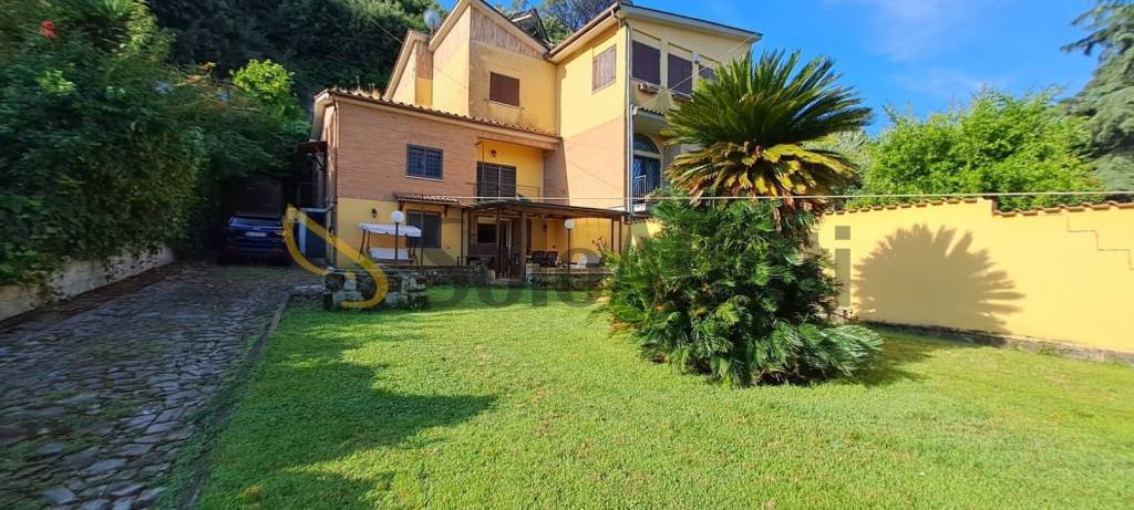 appartamento in affitto ad Anguillara Sabazia