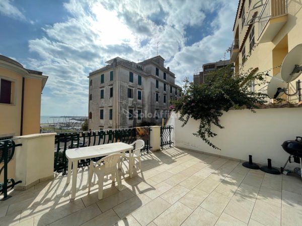 appartamento in affitto ad Anzio in zona Mare