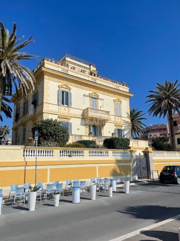 appartamento in affitto ad Anzio in zona Mare
