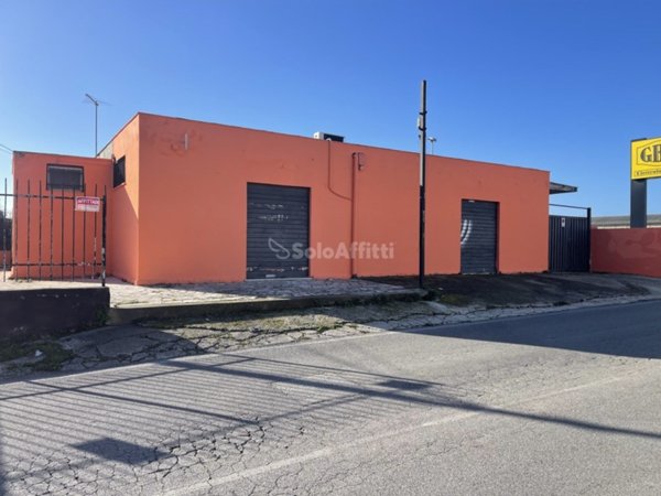 negozio in affitto ad Anzio in zona Stazione