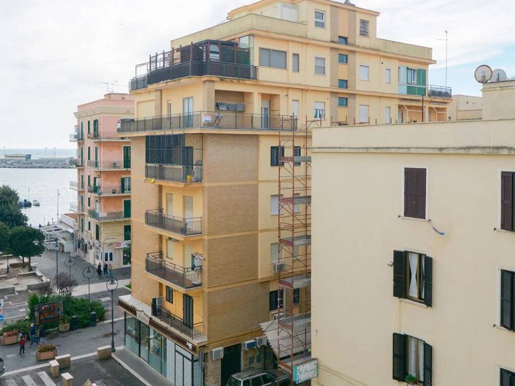 appartamento in affitto ad Anzio in zona Mare