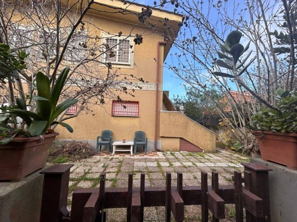 casa indipendente in affitto ad Anzio in zona Mare