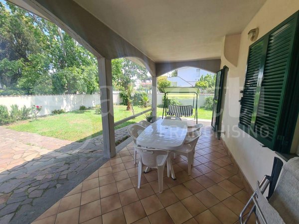 casa indipendente in affitto ad Anzio in zona Villa Claudia