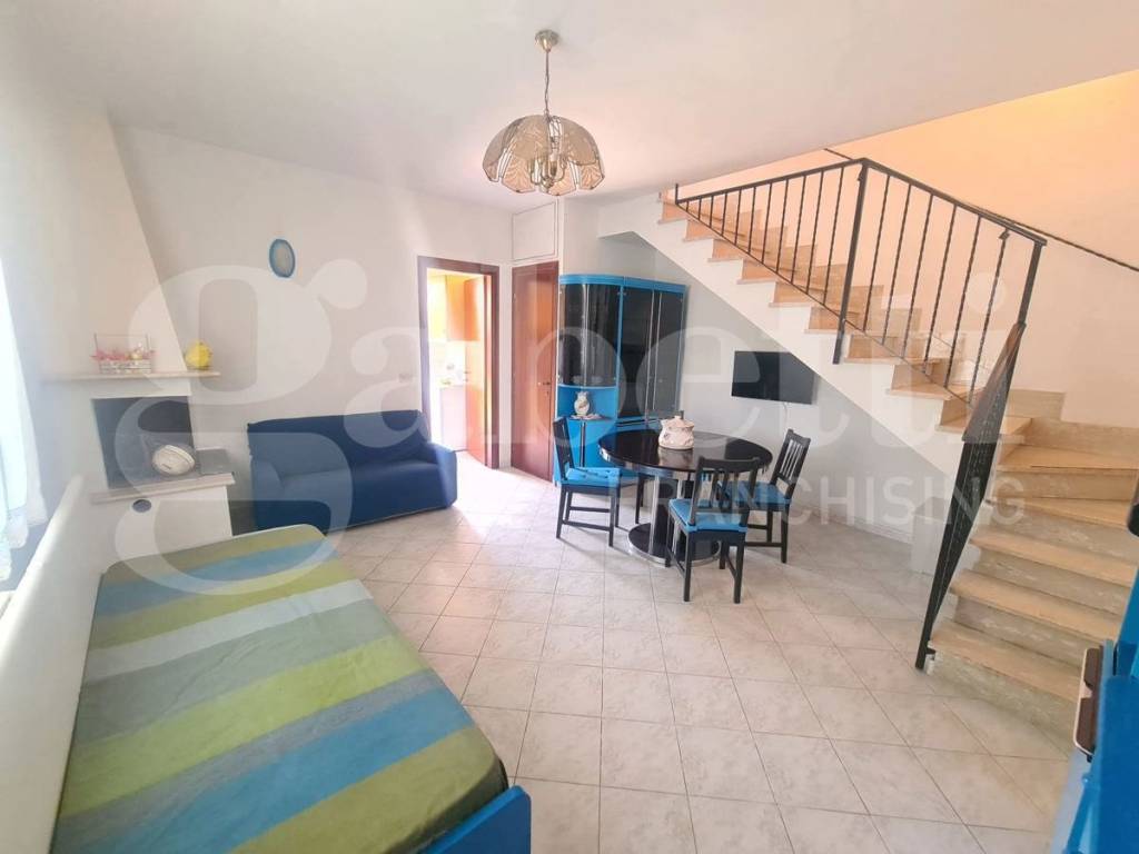 casa indipendente in affitto ad Anzio in zona Villa Claudia