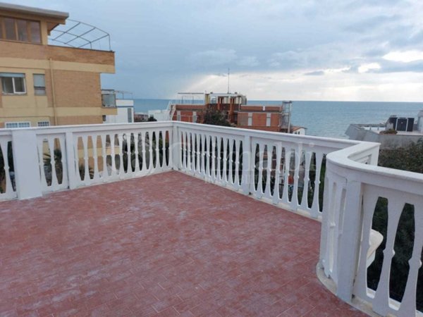 appartamento in affitto ad Anzio in zona Mare