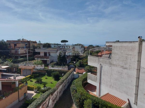 appartamento in affitto ad Anzio in zona Mare
