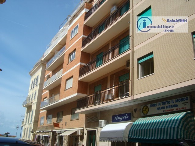 appartamento in affitto ad Anzio in zona Mare