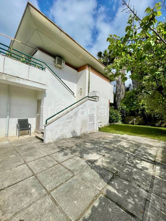 casa indipendente in affitto ad Anzio