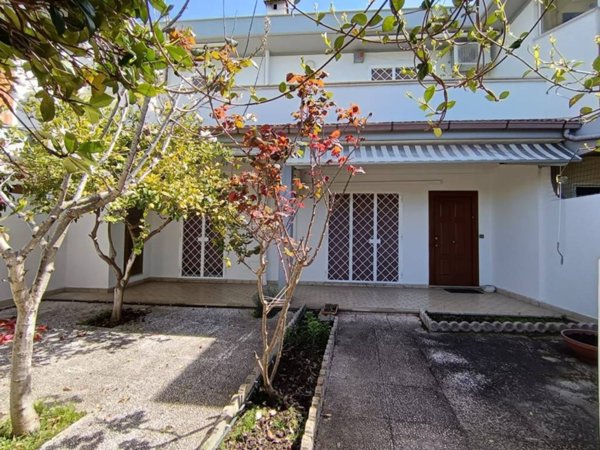 casa indipendente in affitto ad Anzio in zona Mare