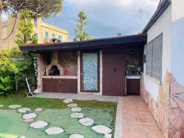 casa indipendente in affitto ad Anzio in zona Marechiaro