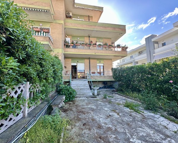 appartamento in affitto ad Anzio in zona Mare