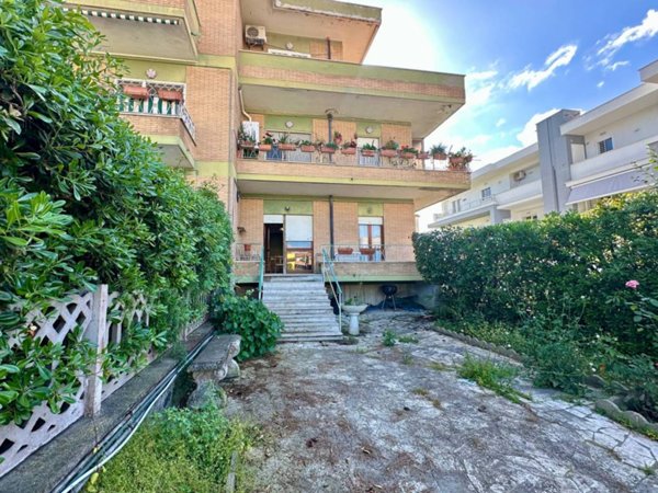appartamento in affitto ad Anzio in zona Mare