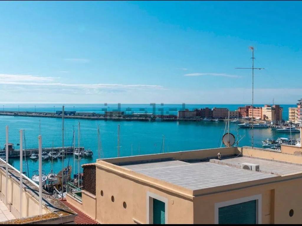 appartamento in affitto ad Anzio in zona Mare