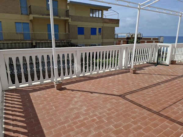 appartamento in affitto ad Anzio in zona Mare