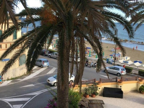 appartamento in affitto ad Anzio in zona Mare