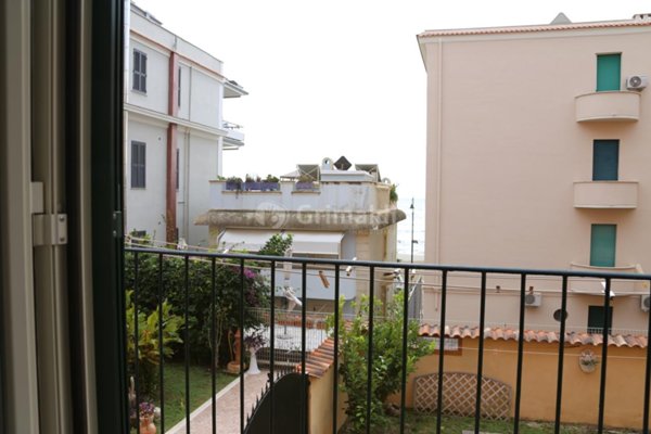 appartamento in affitto ad Anzio in zona Mare