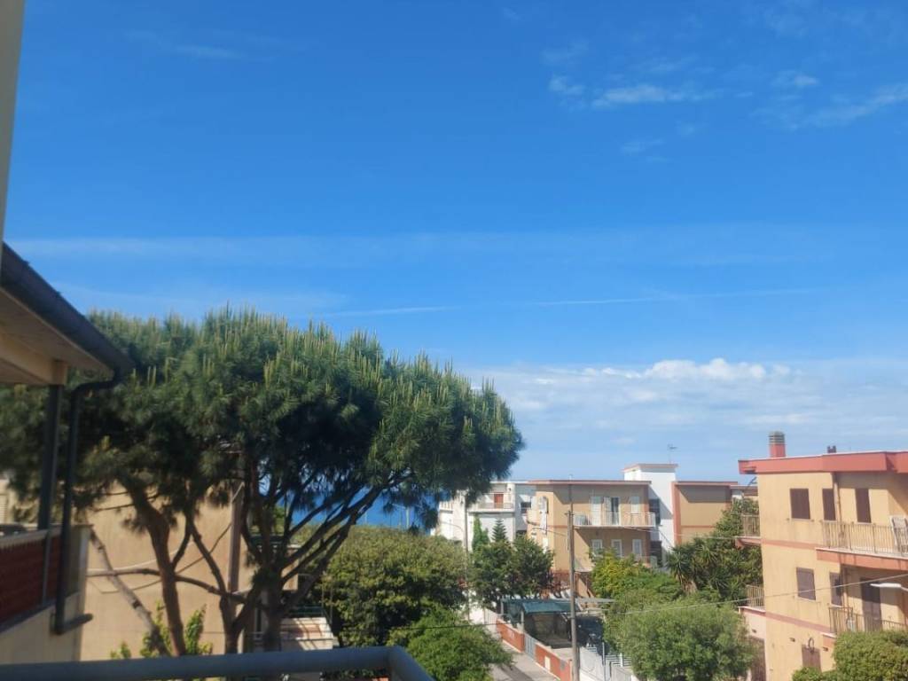 appartamento in affitto ad Anzio in zona Mare