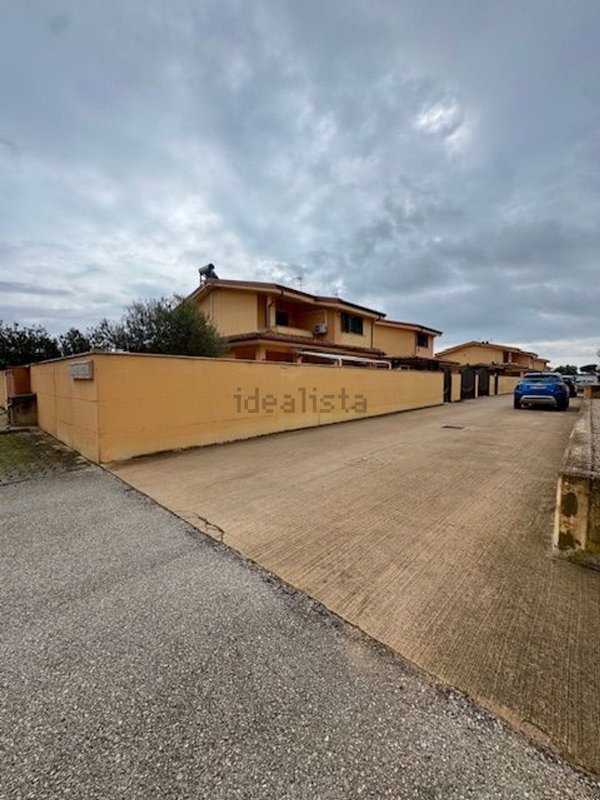casa indipendente in affitto ad Anzio in zona Mare