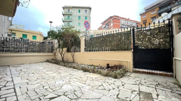 appartamento in affitto ad Anzio in zona Mare