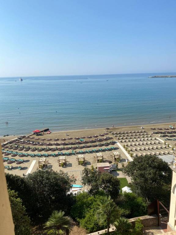 appartamento in affitto ad Anzio in zona Mare