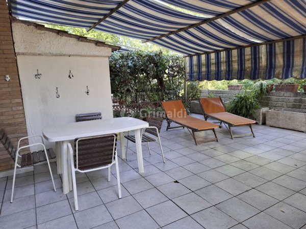 casa indipendente in affitto ad Anzio in zona Mare