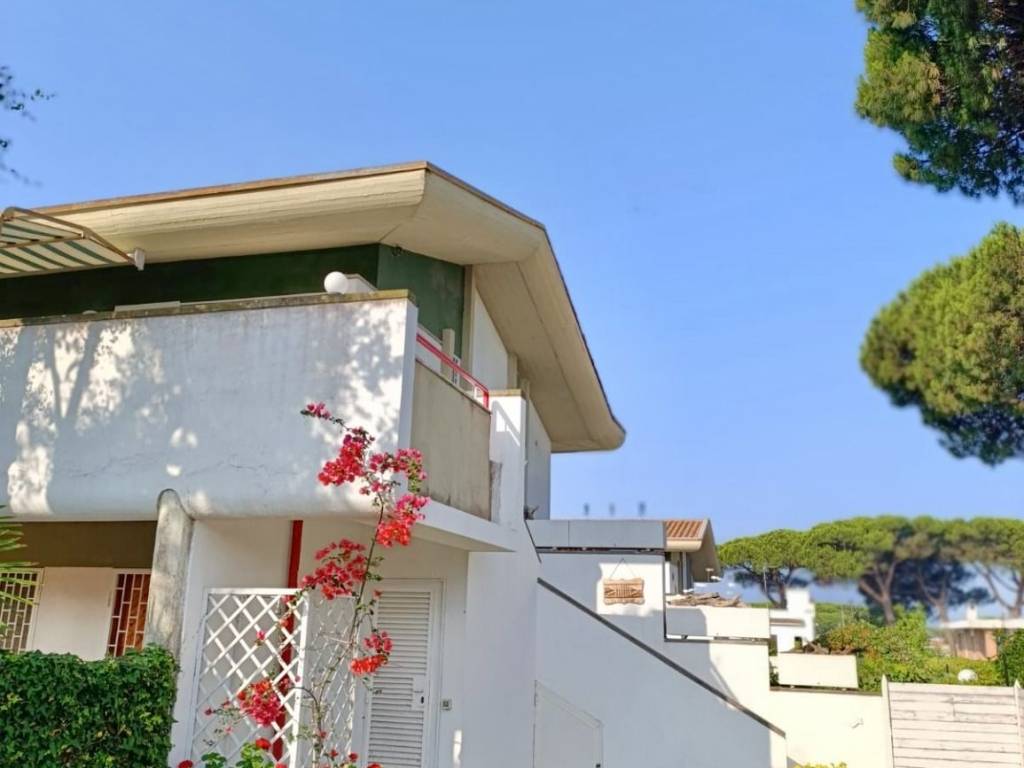 appartamento in affitto ad Anzio in zona Mare