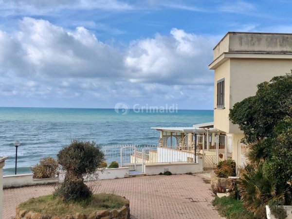 appartamento in affitto ad Anzio in zona Mare