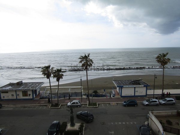 appartamento in affitto ad Anzio in zona Mare