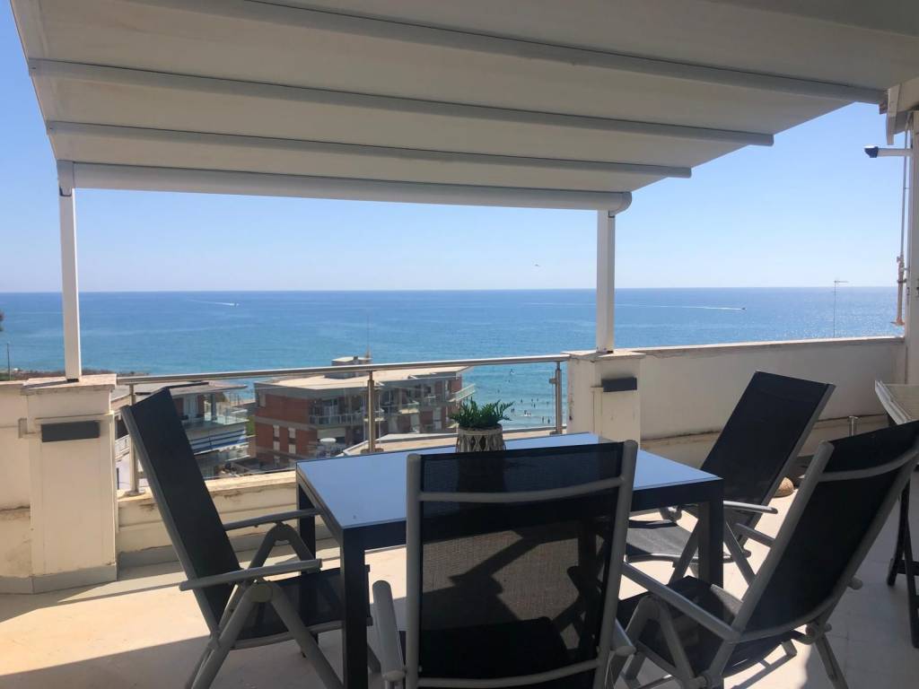 appartamento in affitto ad Anzio in zona Lido delle Sirene