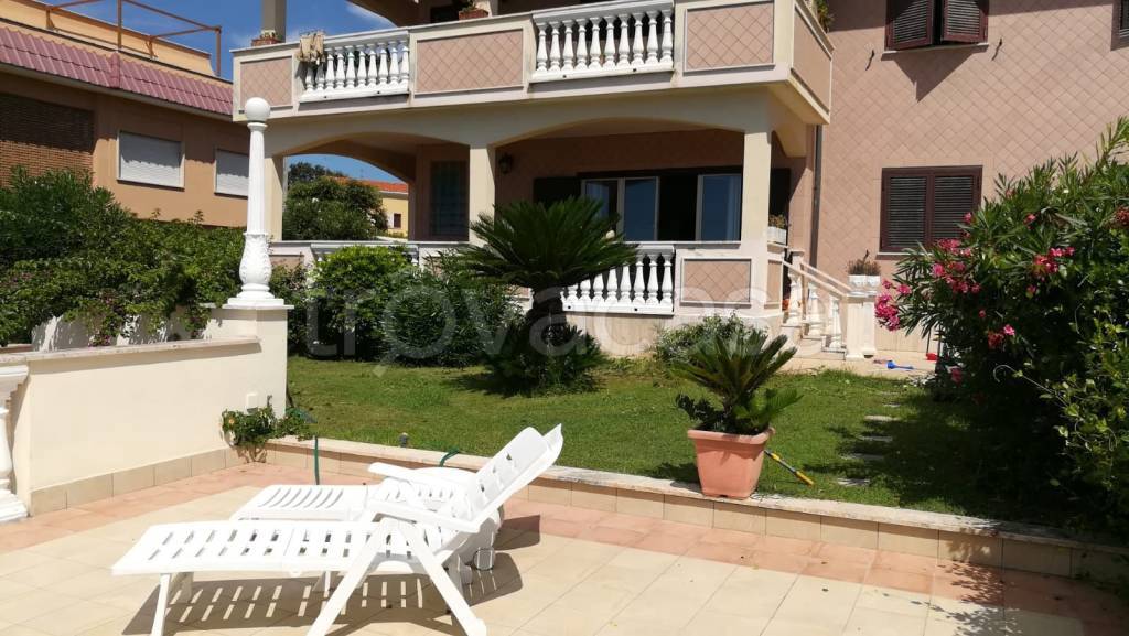 appartamento in affitto ad Anzio in zona Mare