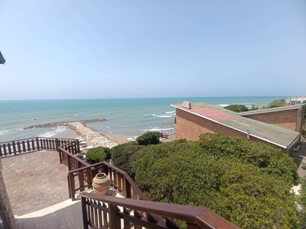 casa indipendente in affitto ad Anzio in zona Mare