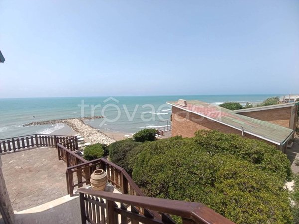 casa indipendente in affitto ad Anzio in zona Mare
