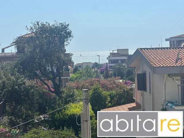 casa indipendente in affitto ad Anzio in zona Villa Claudia