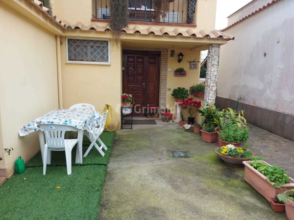 casa indipendente in affitto ad Anzio in zona Mare