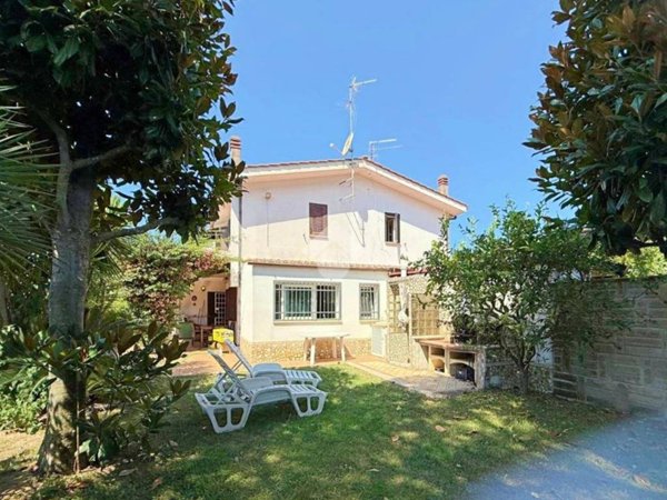 casa indipendente in affitto ad Anzio in zona Marechiaro