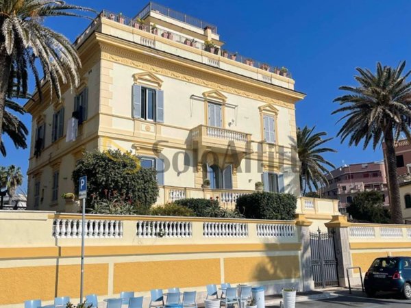 appartamento in affitto ad Anzio in zona Mare