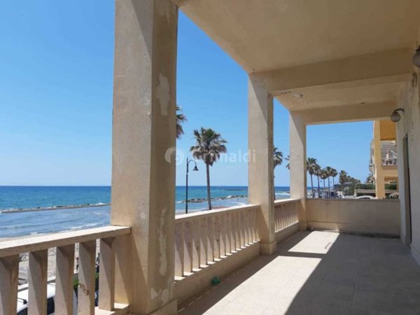 appartamento in affitto ad Anzio in zona Mare