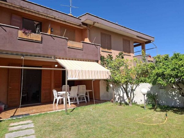 casa indipendente in affitto ad Anzio in zona Mare