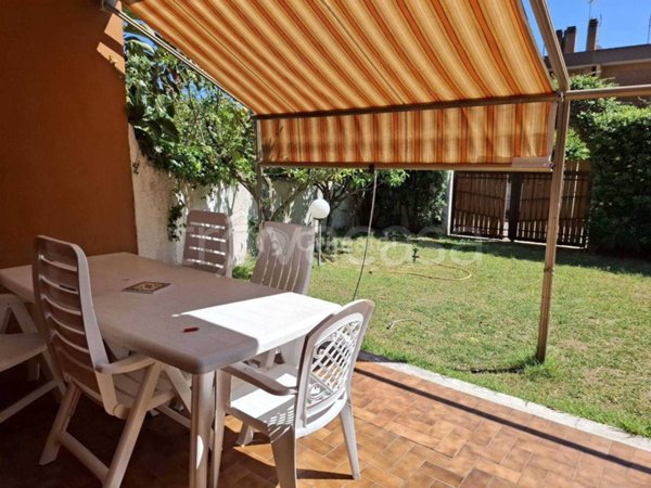 casa indipendente in affitto ad Anzio in zona Mare