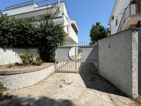 appartamento in affitto ad Anzio in zona Mare
