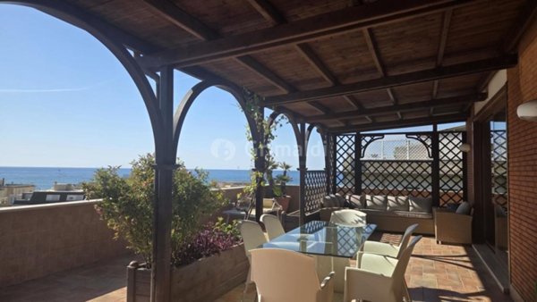 appartamento in affitto ad Anzio in zona Mare